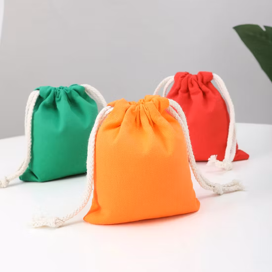 Piccole borse promozionali colorate in cotone con coulisse